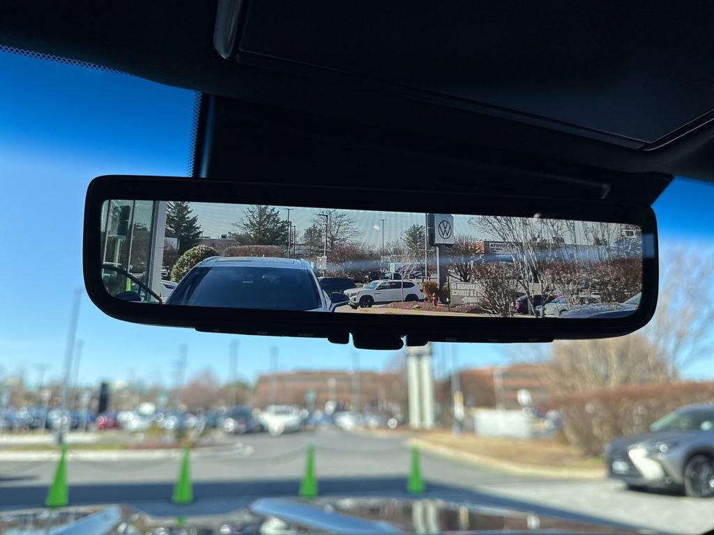 Certified 2025 Lexus LX 700h Overtrail image 32