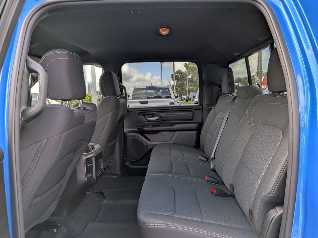 New 2026 RAM 1500 Express AWD/4WD image 14