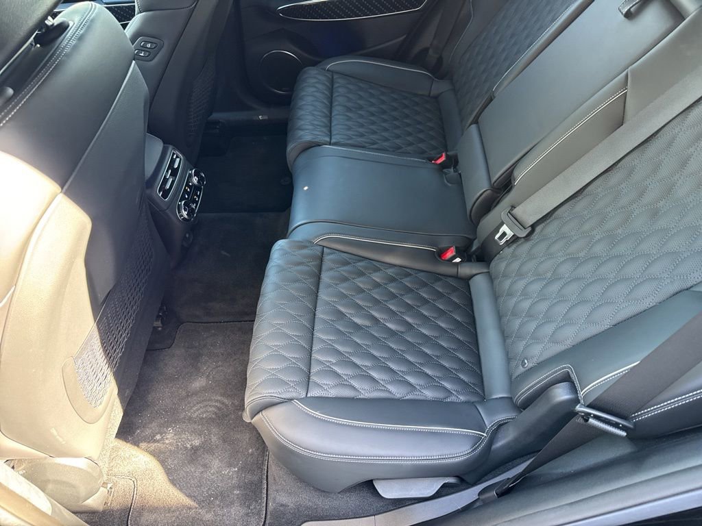 Used 2025 Genesis GV70 3.5T Sport w/ Sport Prestige Package image 16