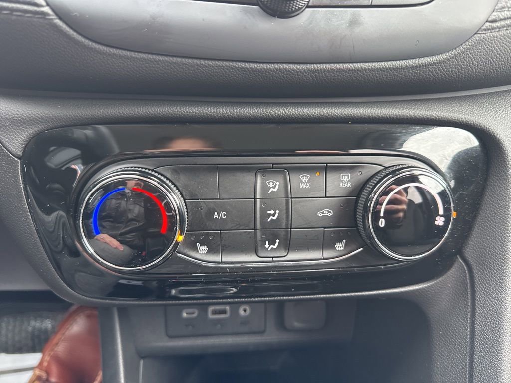 Certified 2022 Buick Encore GX Preferred w/ Cold Weather Comfort Package image 24