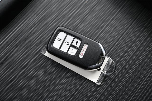 Certified 2022 Honda Pilot Touring image 38