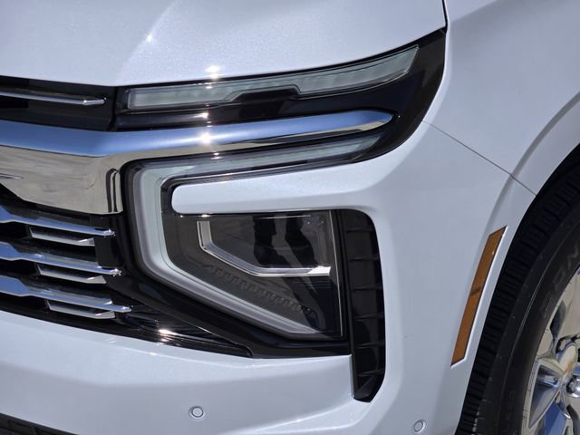New 2026 Chevrolet Suburban Premier w/ Sun And Tow Package AWD/4WD image 6
