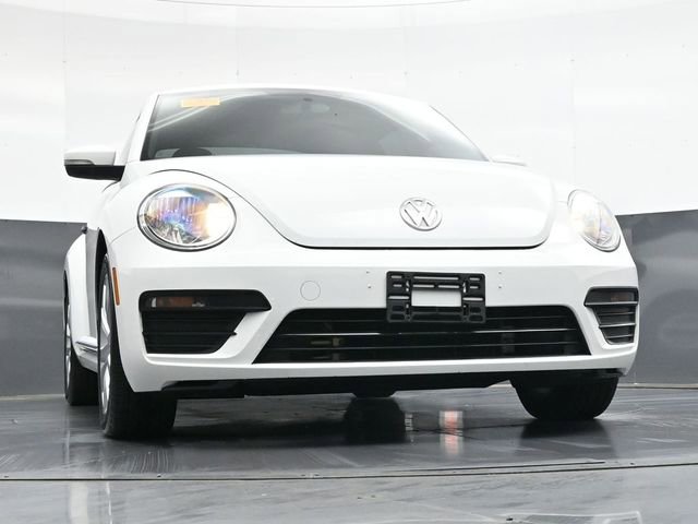 Used 2017 Volkswagen Beetle 1.8T S image 43