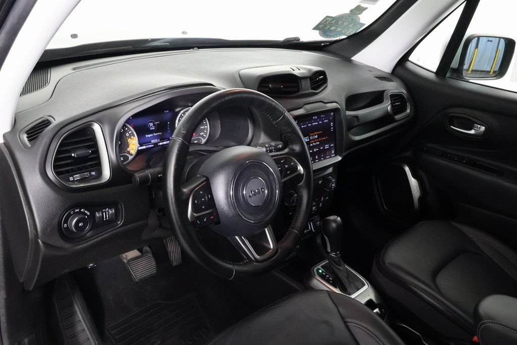 Used 2018 Jeep Renegade Limited w/ UConnect 8.4 Nav Group FWD image 7