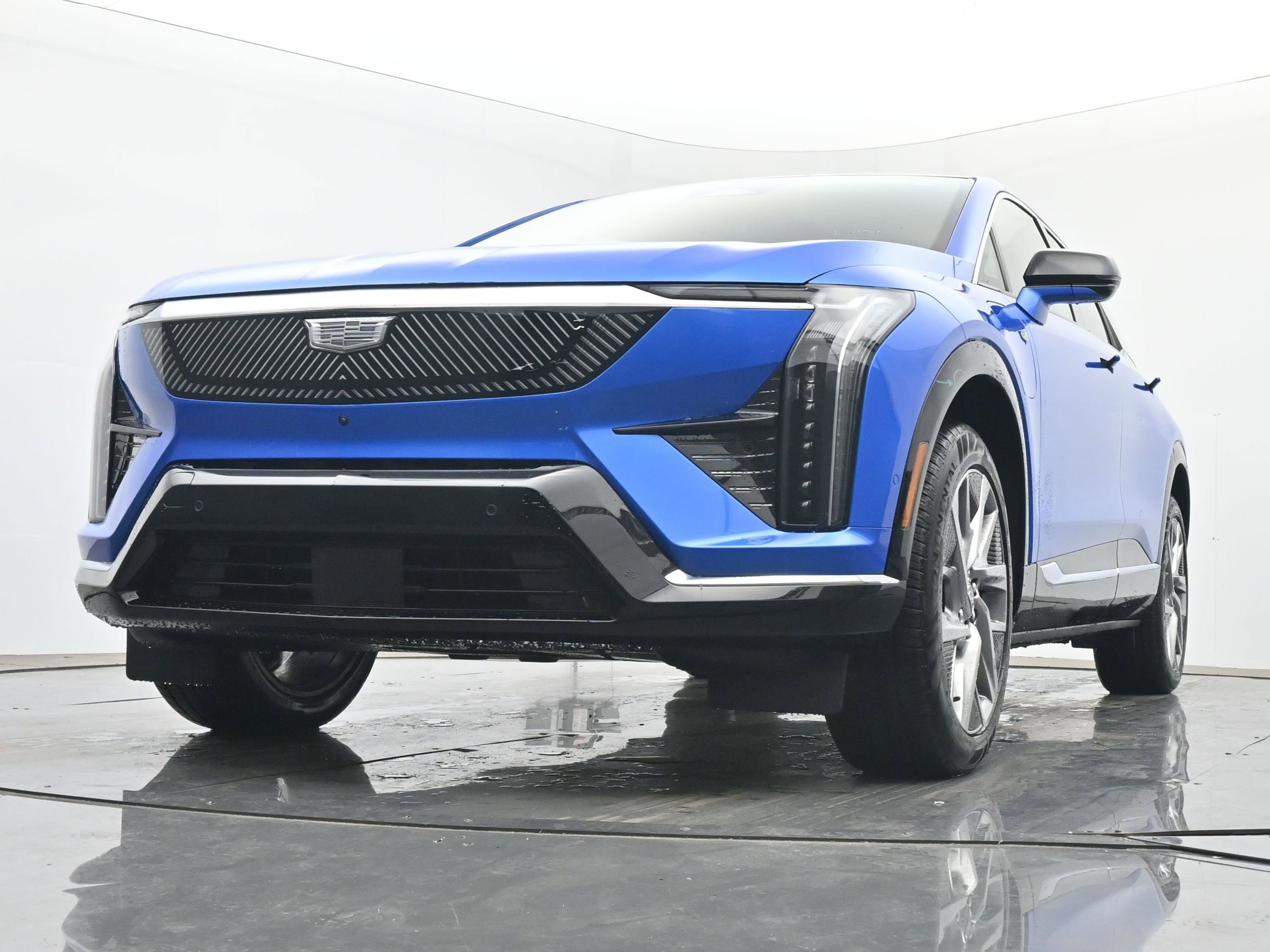 New 2026 Cadillac Optiq Luxury 2 AWD/4WD image 15