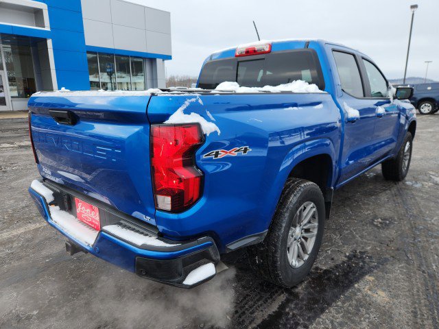 Used 2024 Chevrolet Colorado LT w/ LT Convenience Package II image 5
