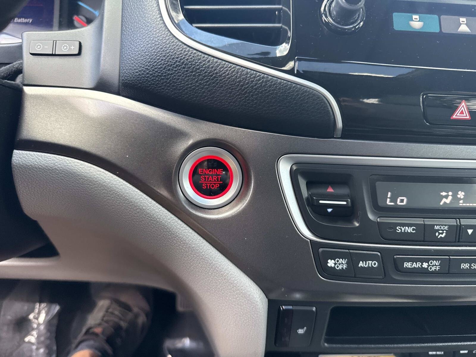 Used 2021 Honda Pilot Special Edition image 28