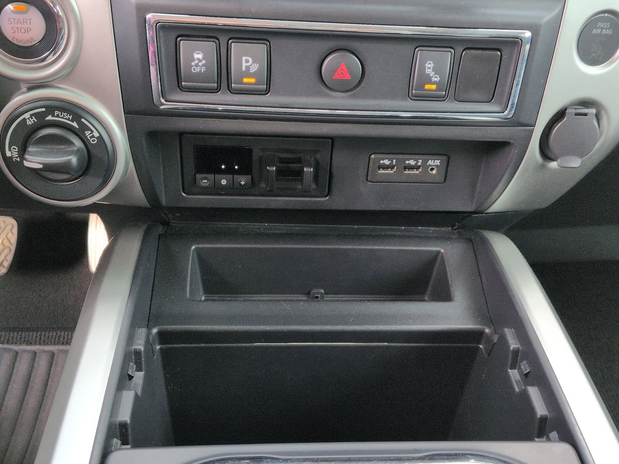 Used 2019 Nissan Titan PRO-4X w/ Pro-4x Utility Package AWD/4WD image 26