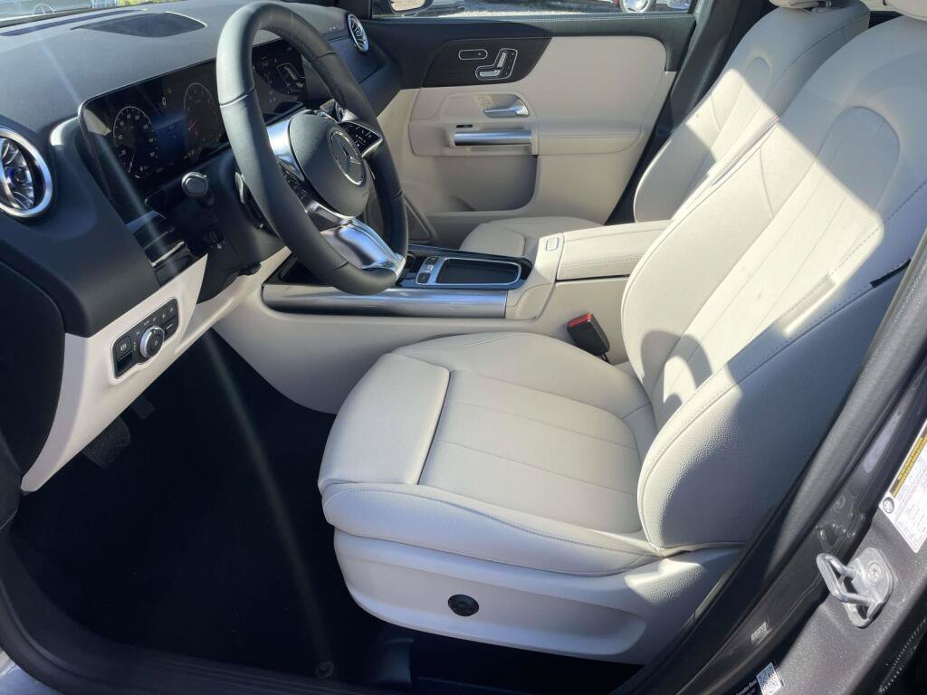 New 2026 Mercedes-Benz GLA 250 4MATIC image 15