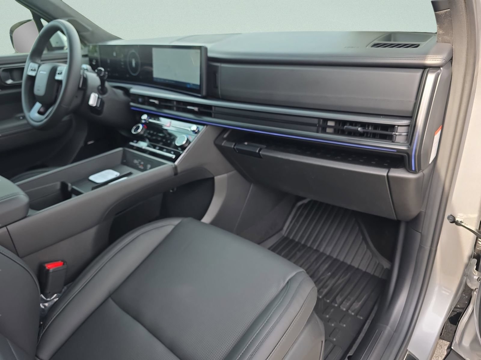 New 2026 Hyundai Santa Fe Calligraphy FWD image 11