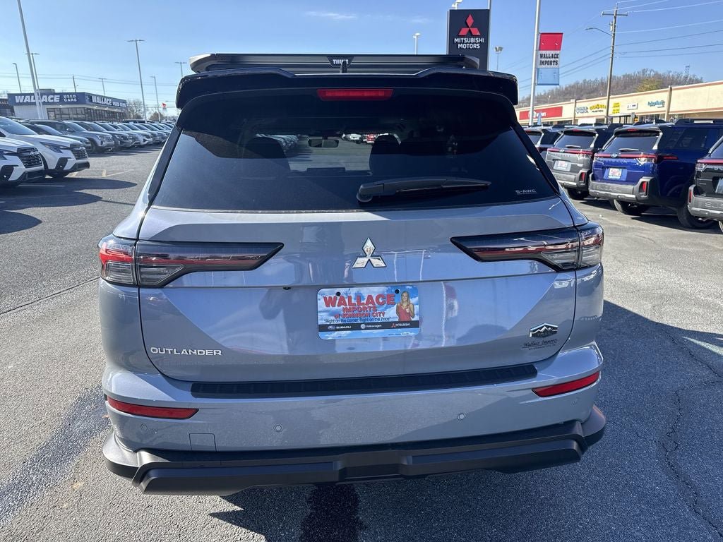 New 2026 Mitsubishi Outlander Trail Edition image 5