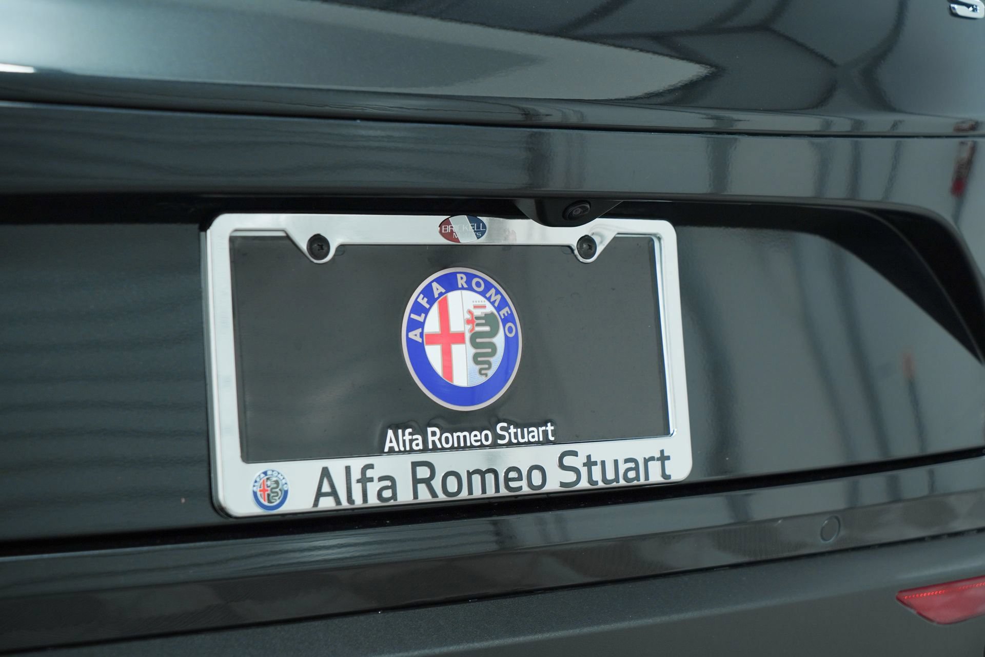 New 2025 Alfa Romeo Stelvio Sprint AWD/4WD image 15
