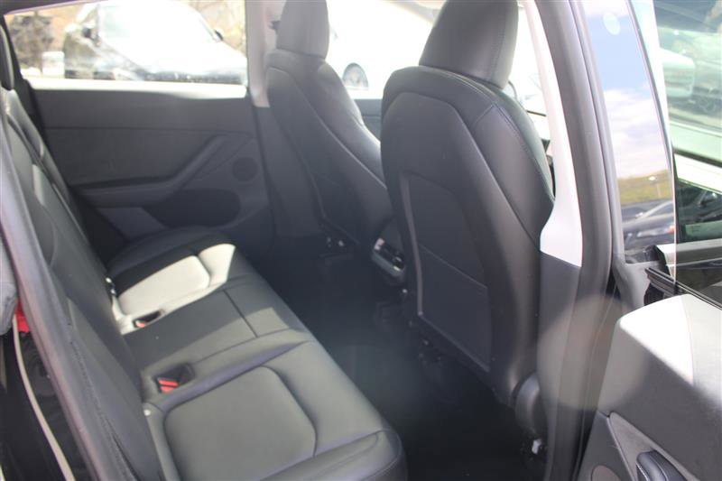 Used 2023 Tesla Model Y Long Range image 12