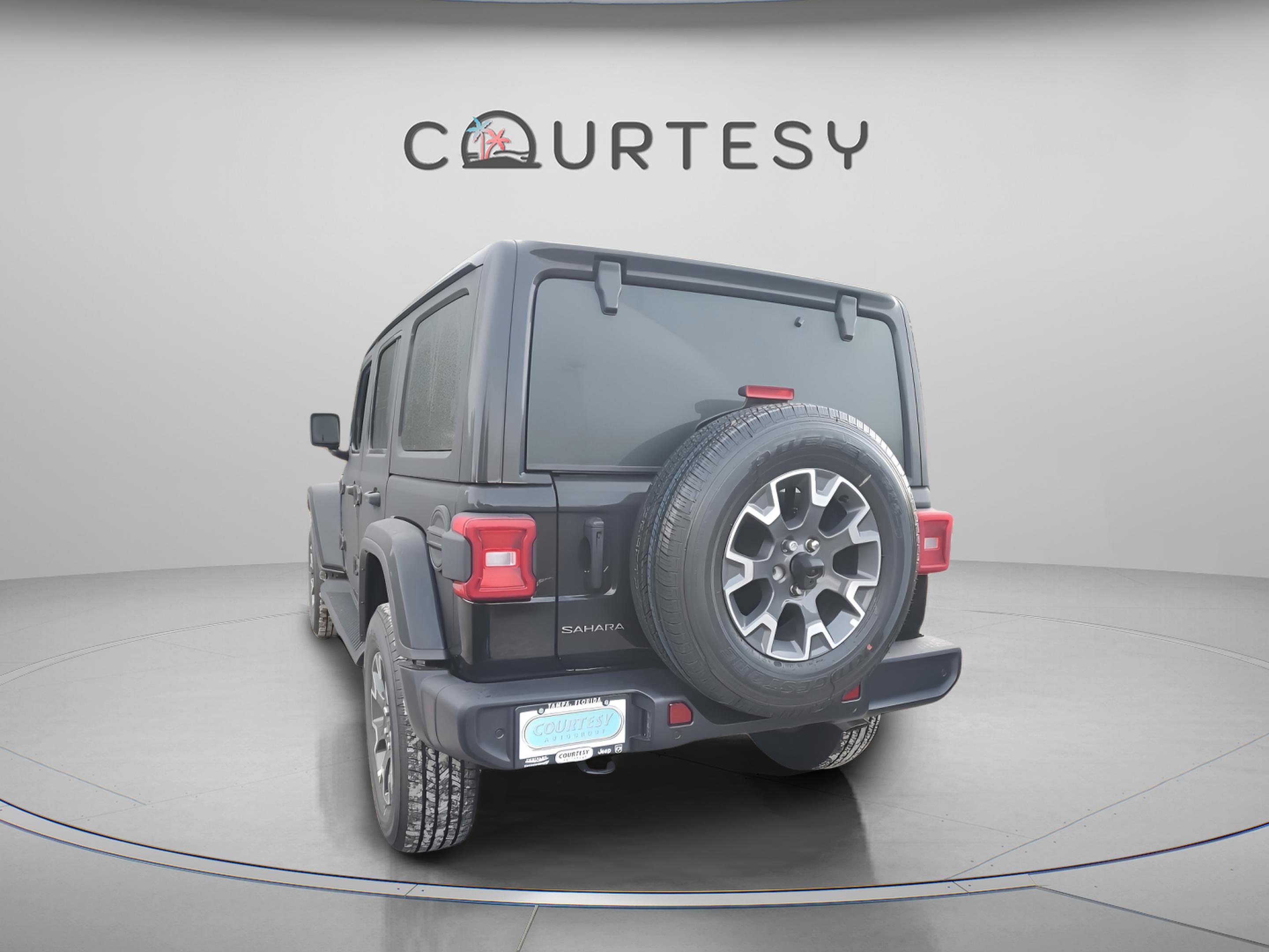New 2026 Jeep Wrangler Unlimited Sahara AWD/4WD image 3