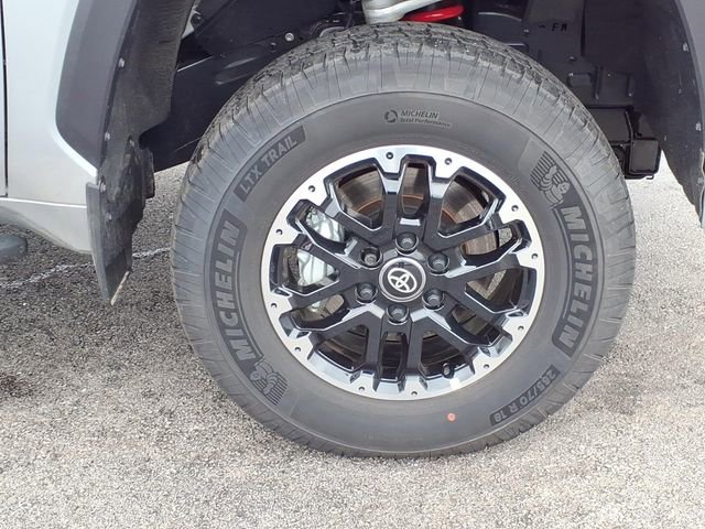 Certified 2026 Toyota Tundra SR5 w/ TRD Off-Road Premium Package image 23