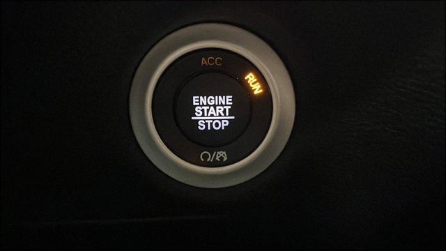 New 2026 Chrysler Pacifica Select image 30