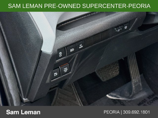 Used 2025 Toyota Sienna XLE w/ XLE Plus Package AWD/4WD image 10