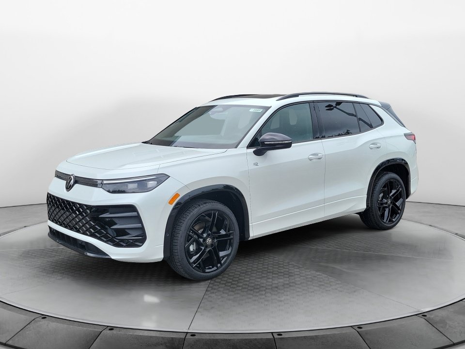 New 2026 Volkswagen Tiguan SE R-Line AWD/4WD image 2