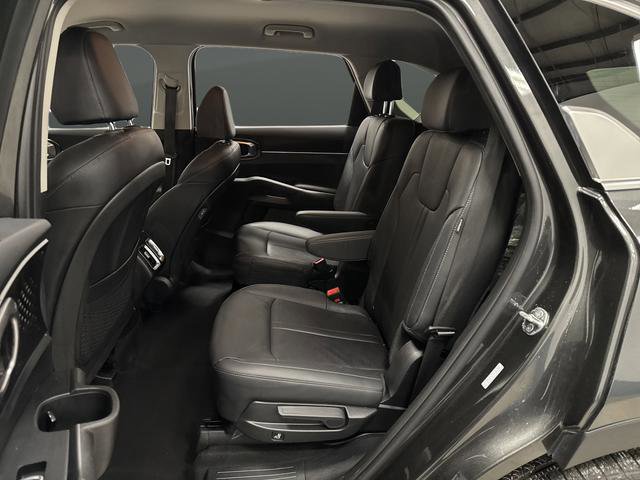 Used 2025 Kia Sorento EX image 29