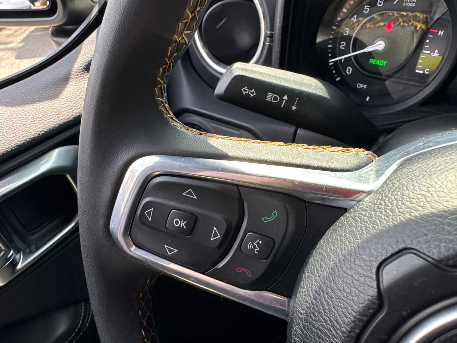 Used 2024 Jeep Wrangler Sahara w/ Technology Group image 19