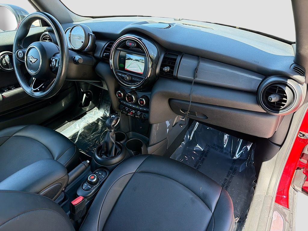 Used 2019 MINI Cooper Convertible w/ Signature Upholstery Package image 13