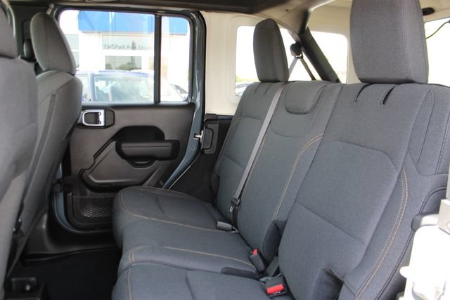 Used 2024 Jeep Wrangler Unlimited Sport AWD/4WD image 25