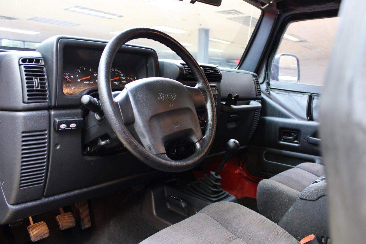 Used 2004 Jeep Wrangler Rubicon image 32