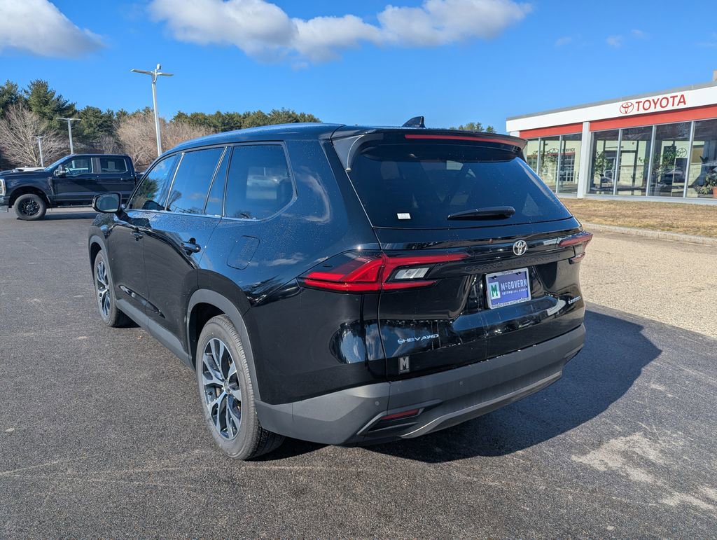 Used 2026 Toyota Grand Highlander Limited image 3