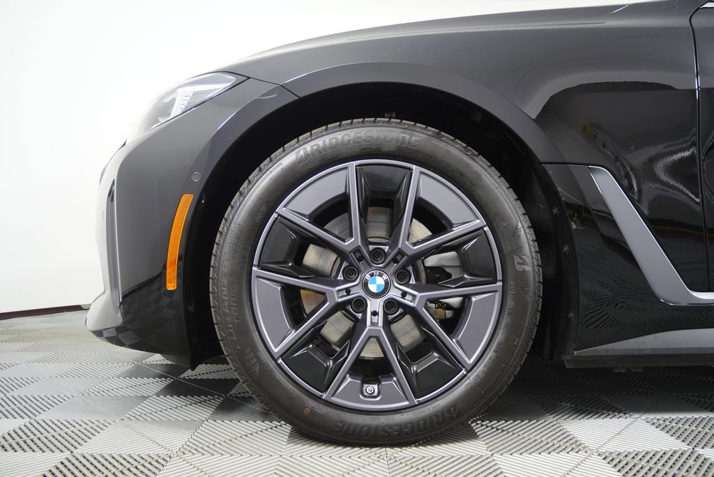 Certified 2025 BMW i4 eDrive40 w/ Premium Package image 7