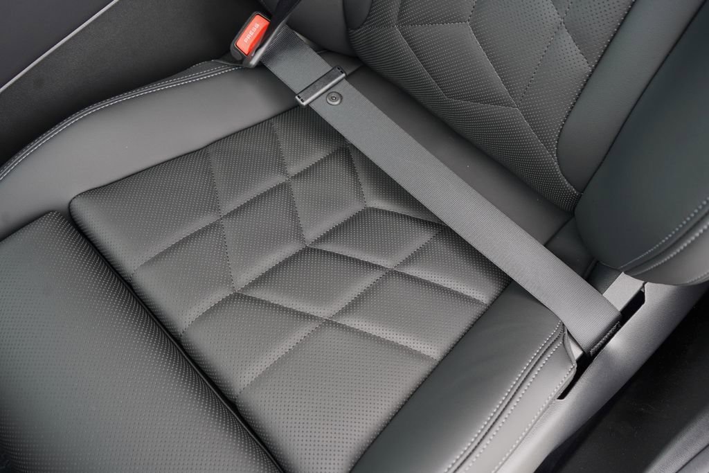 Used 2026 BMW i5 eDrive40 image 11