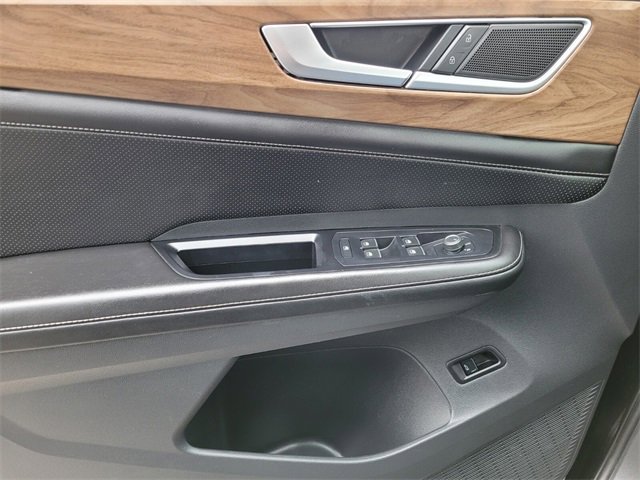 Used 2024 Volkswagen Atlas SE image 32