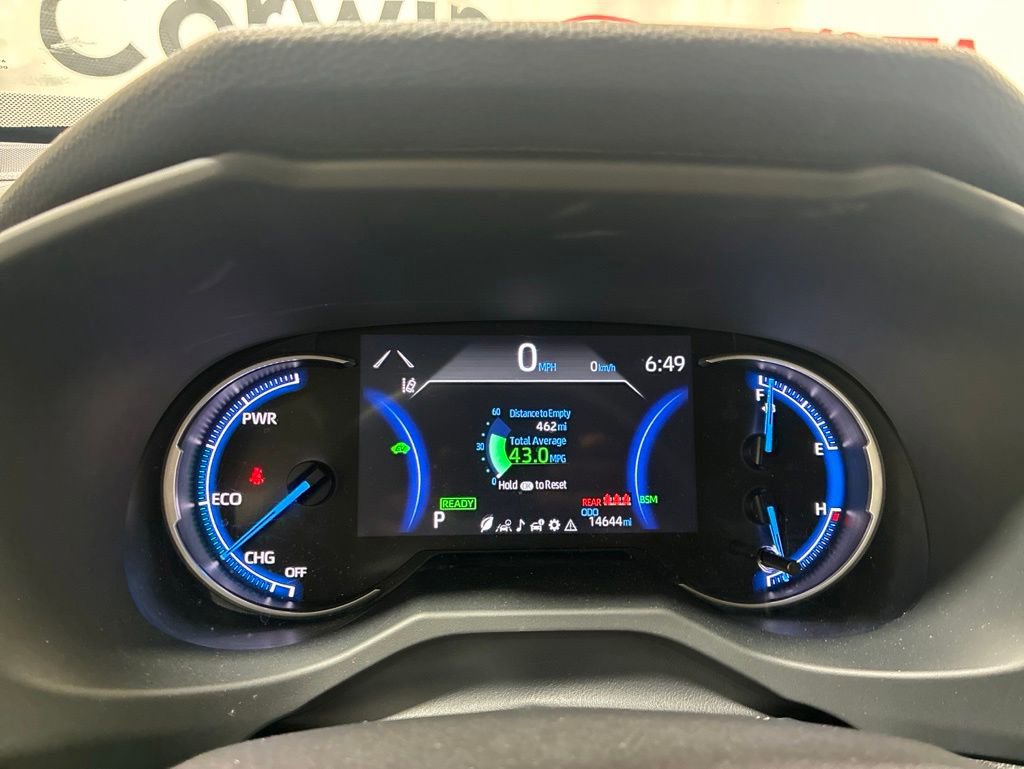Used 2025 Toyota RAV4 XLE Premium AWD/4WD image 26