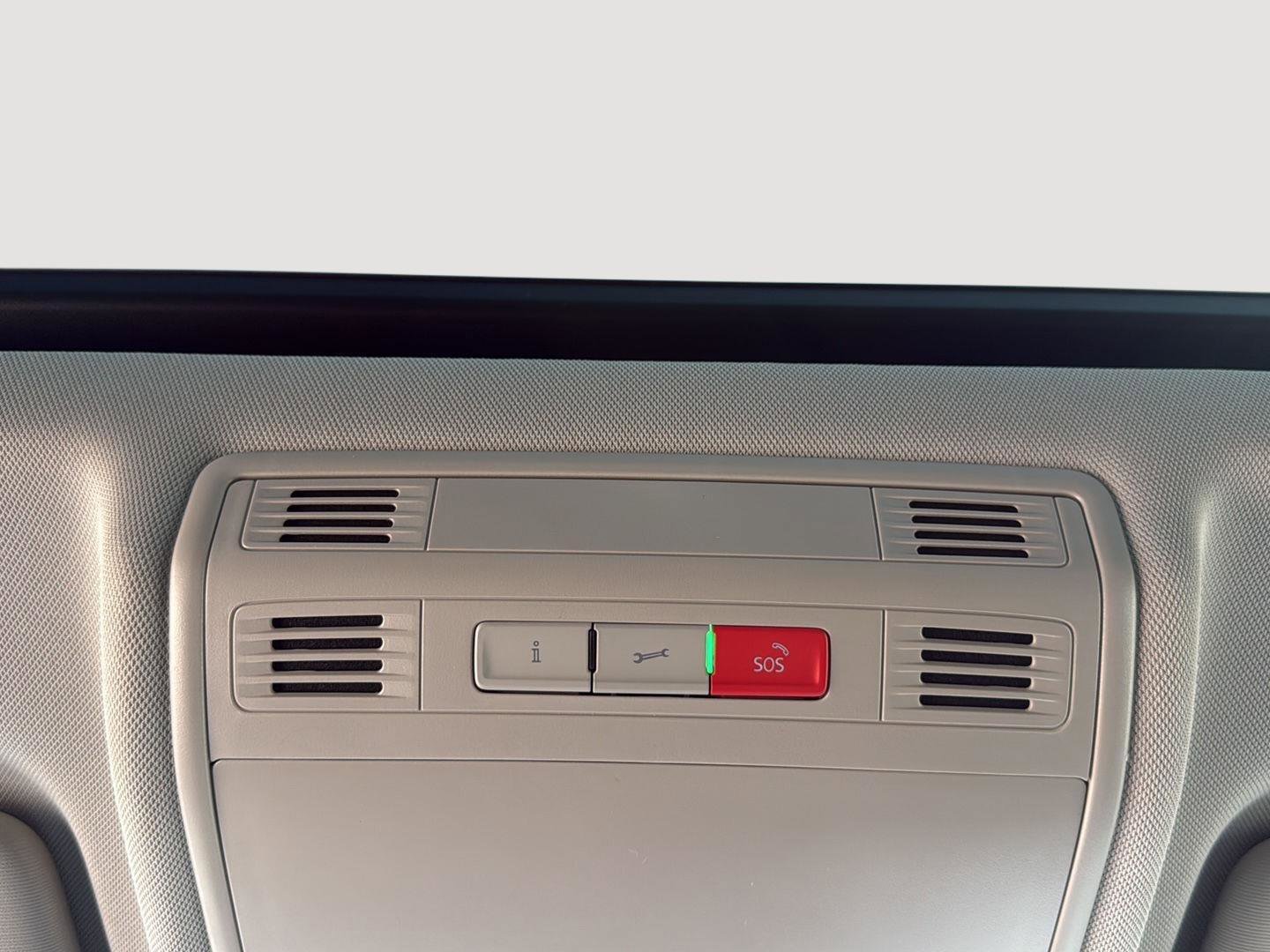 Used 2023 Volkswagen Taos SE image 20