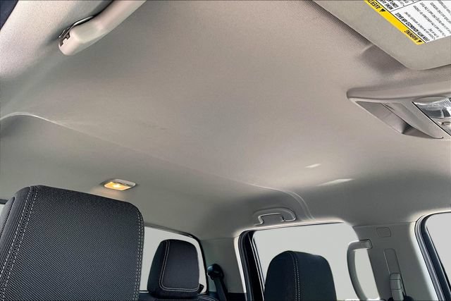Used 2025 Nissan Frontier SV RWD image 25