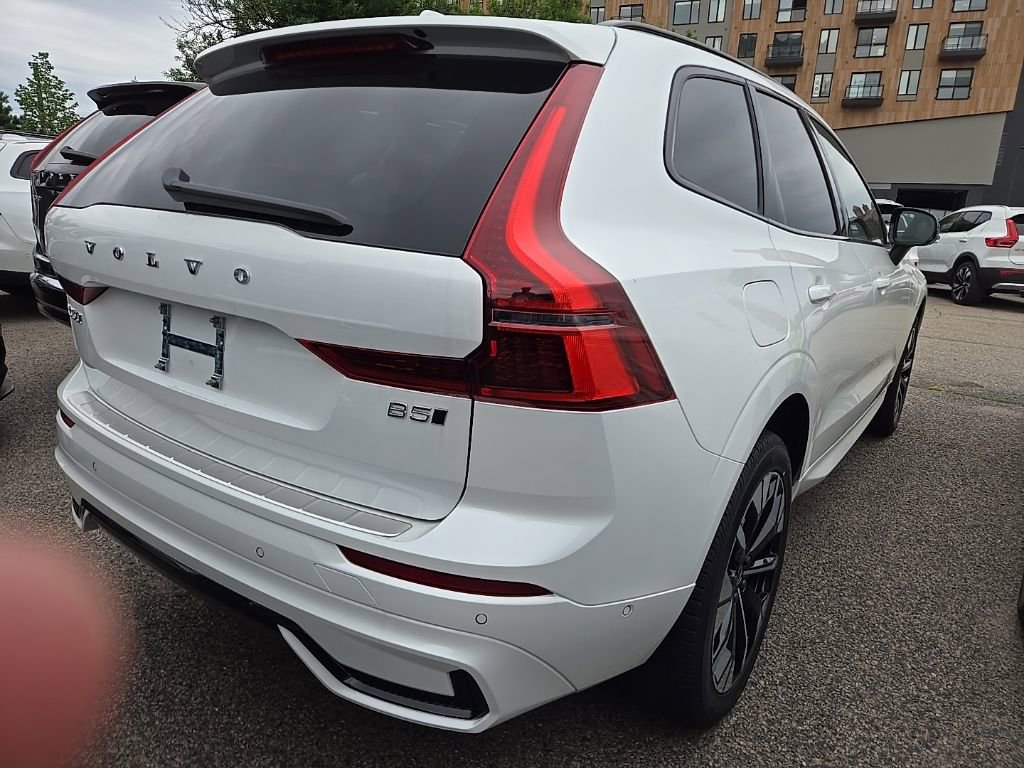 New 2026 Volvo XC60 B5 Plus w/ Protection Package Premier AWD/4WD image 6