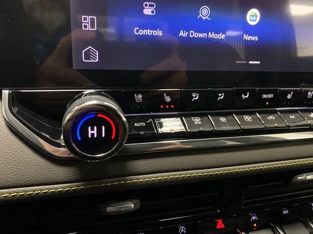 New 2026 Chevrolet Colorado ZR2 w/ Technology Package image 41