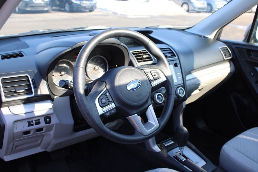 Used 2018 Subaru Forester 2.5i Premium w/ All-Weather Package image 17