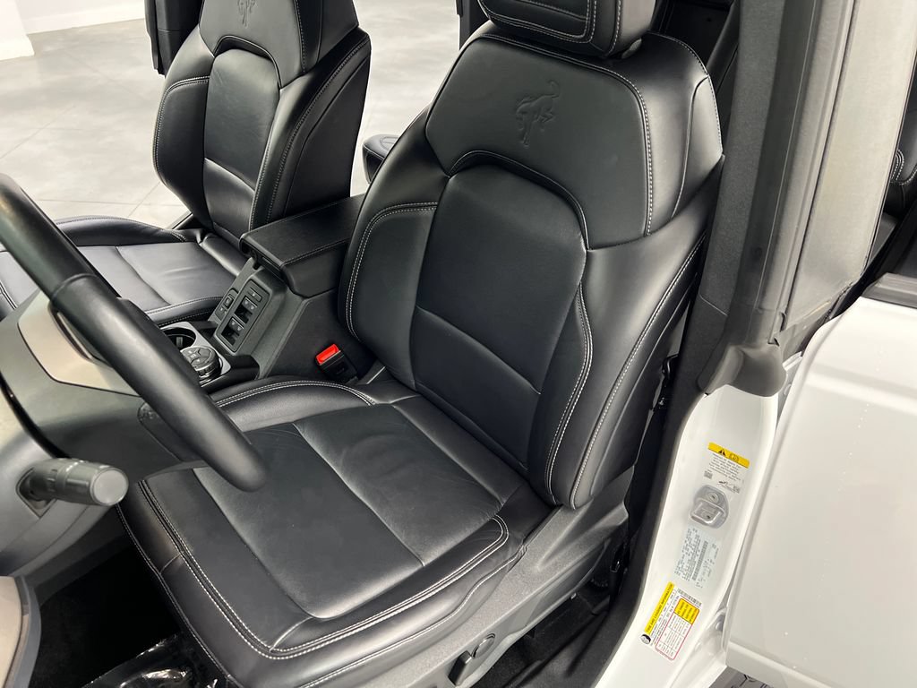 Used 2025 Ford Bronco Outer Banks AWD/4WD image 11