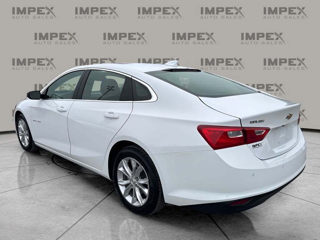 Used 2024 Chevrolet Malibu LT image 3