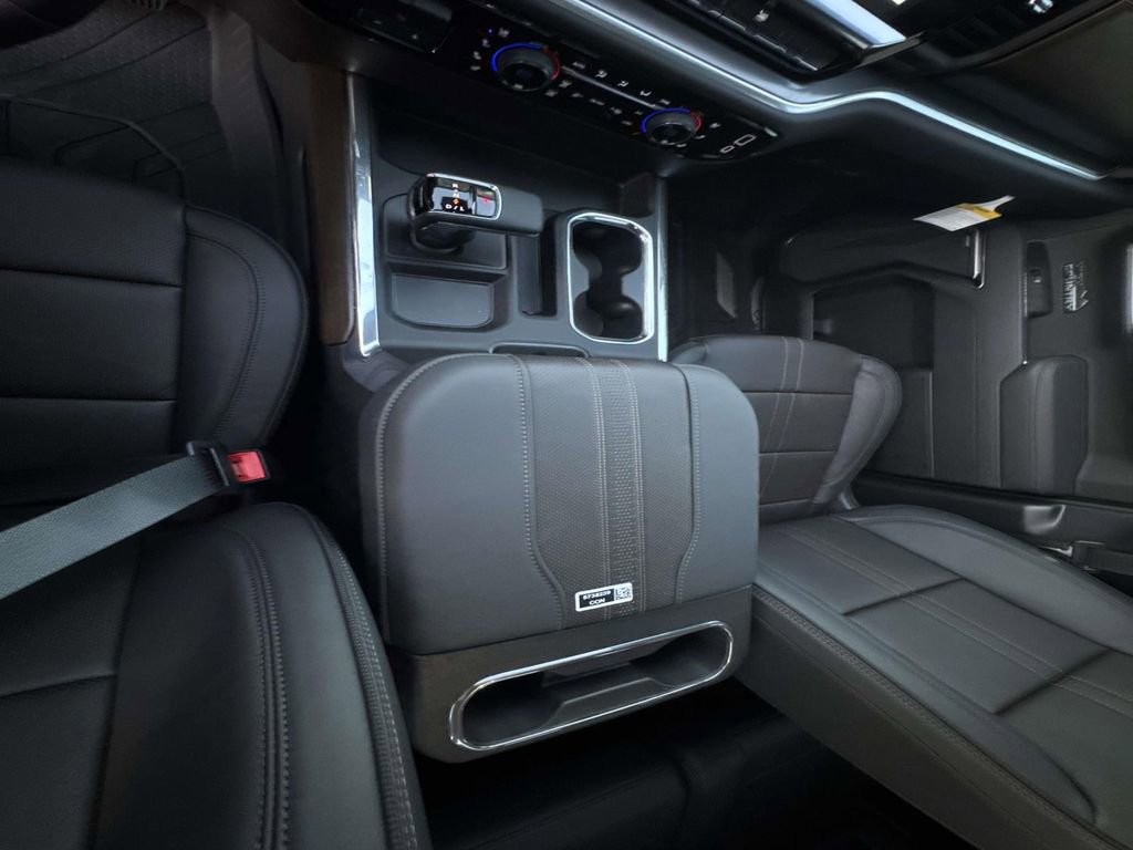 New 2026 Chevrolet Silverado 1500 High Country image 24