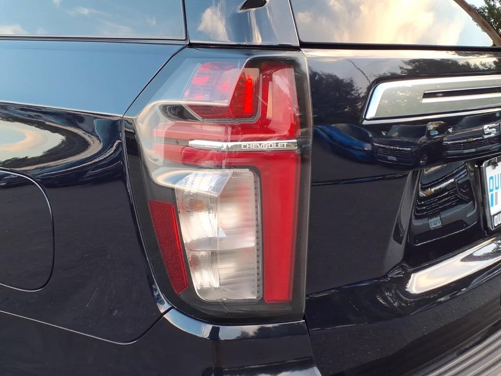 Certified 2022 Chevrolet Suburban High Country w/ Premium Package AWD/4WD image 8