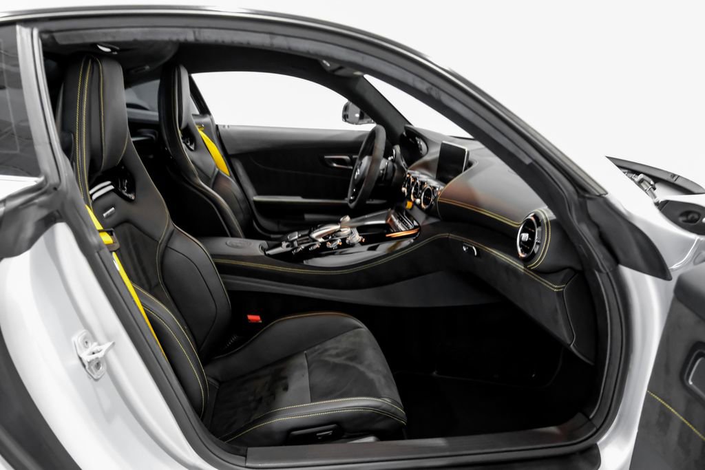 Used 2018 Mercedes-Benz AMG GT R image 27