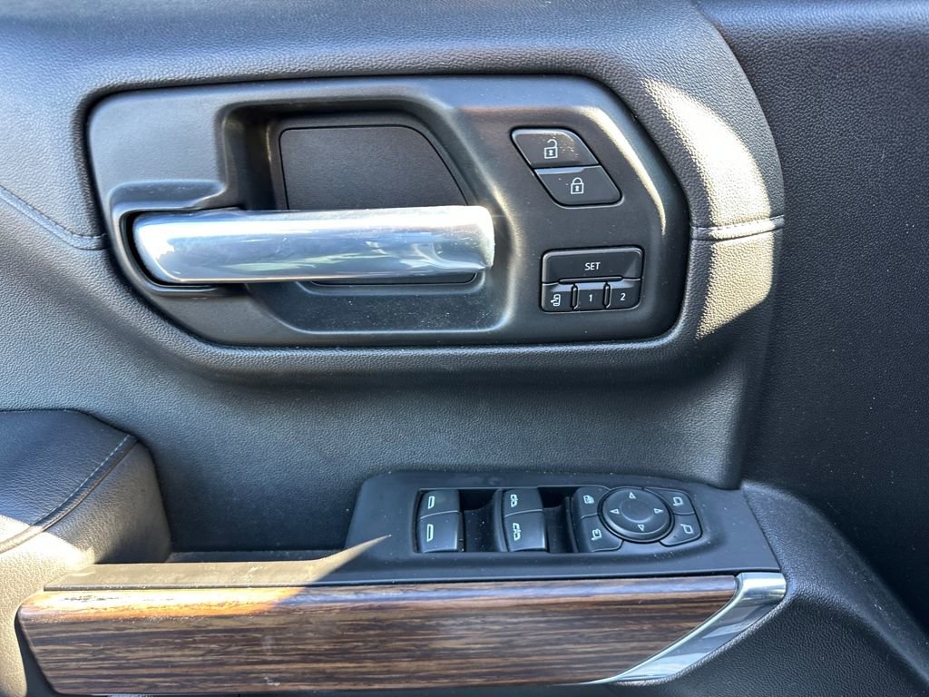 Used 2020 Chevrolet Silverado 1500 High Country w/ Z71 Off-Road Package image 15