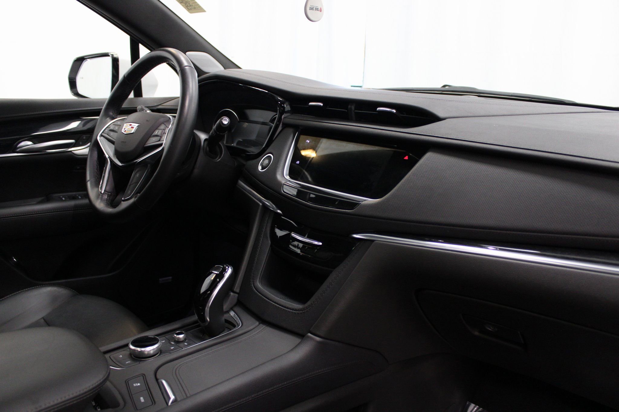 Used 2023 Cadillac XT5 Premium Luxury image 37