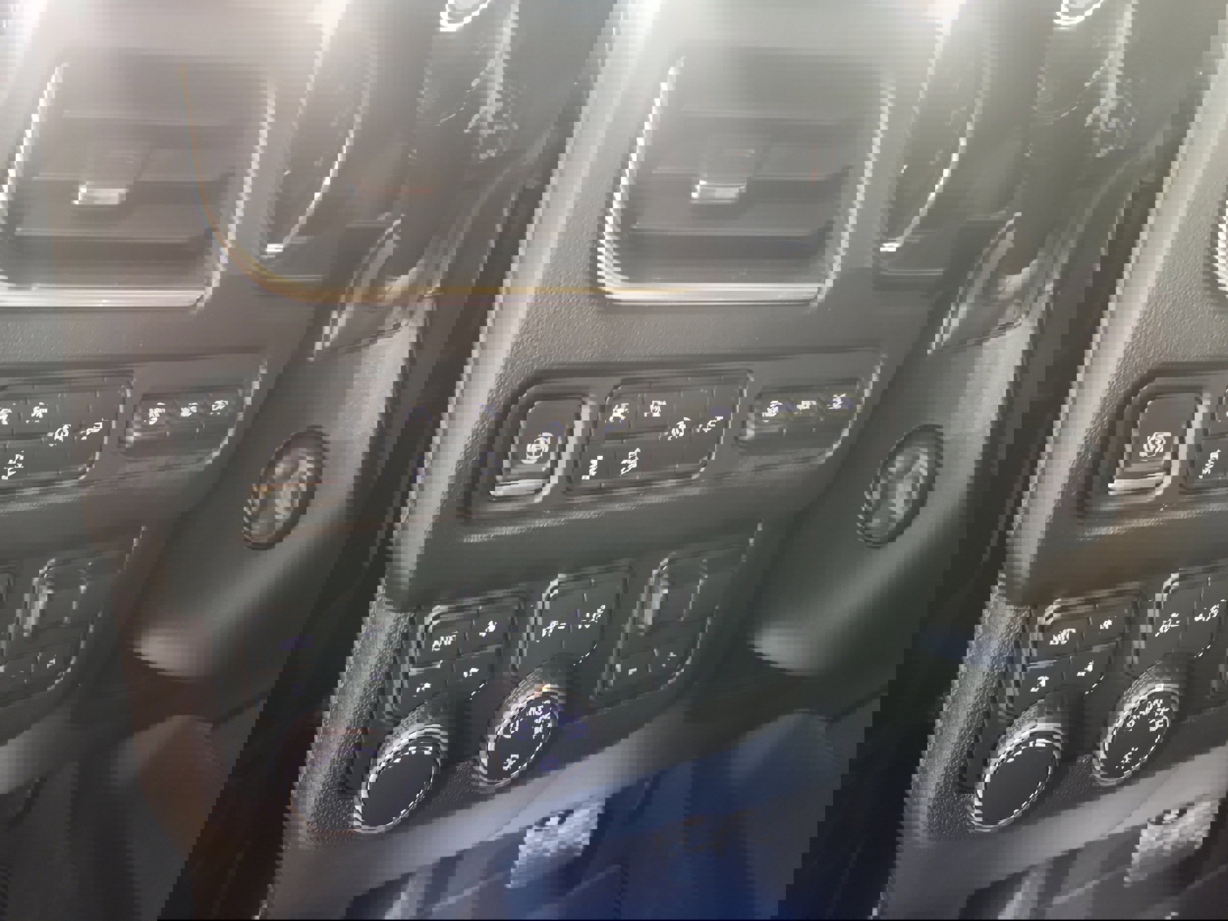 Used 2021 Chevrolet Tahoe High Country w/ Premium Package image 15