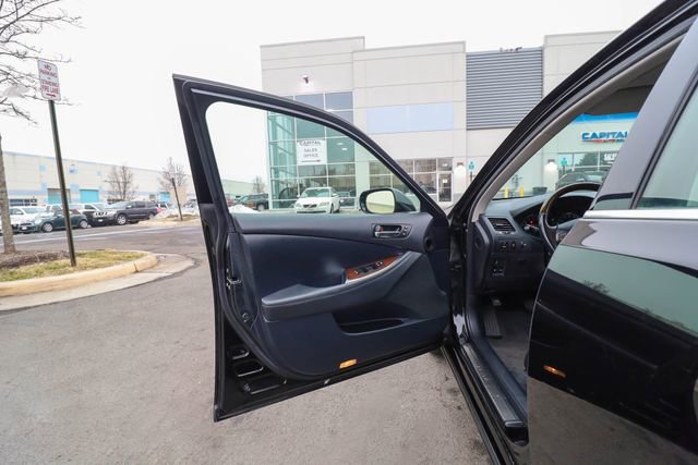Used 2011 Lexus ES 350 image 30
