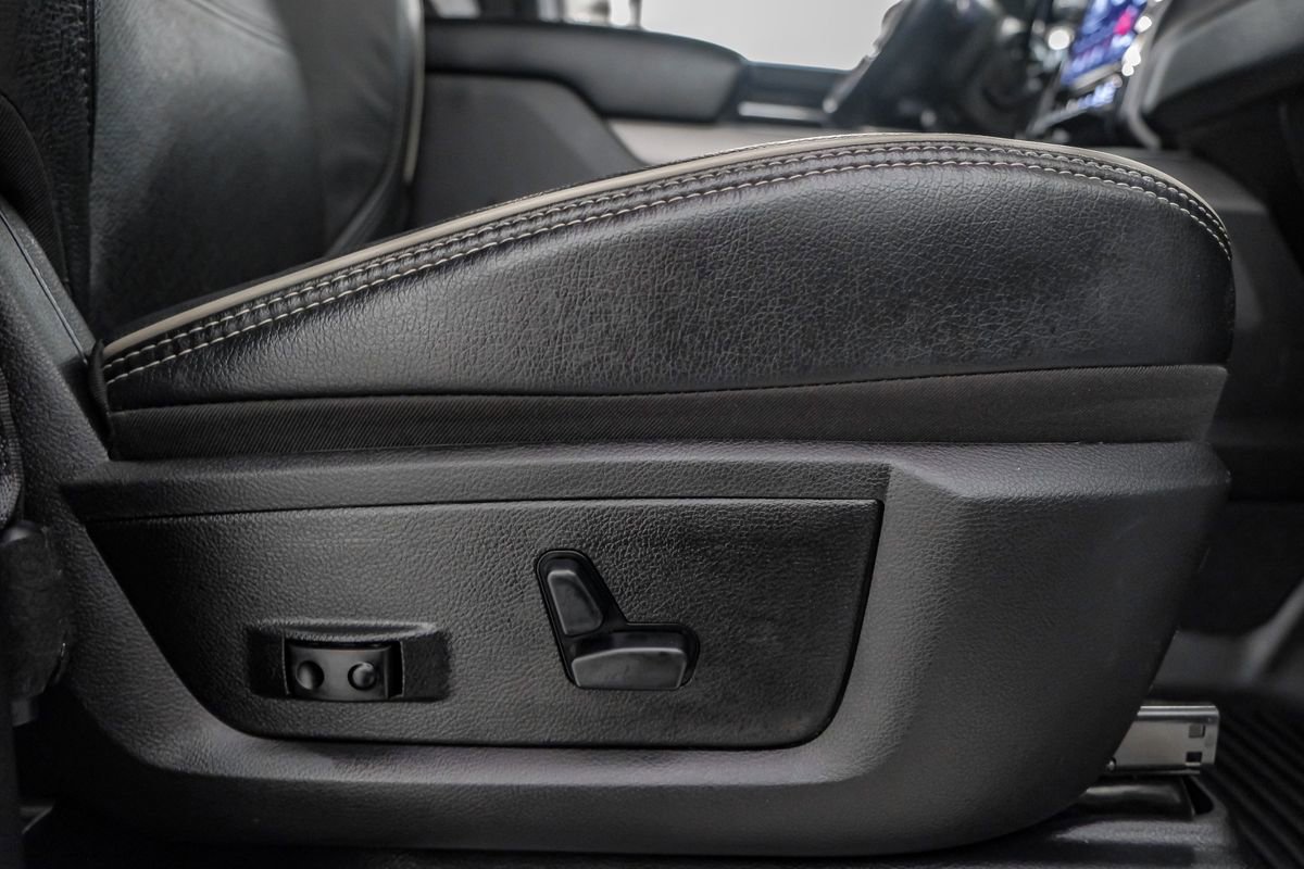 Used 2020 RAM 2500 Laramie w/ Night Edition image 35