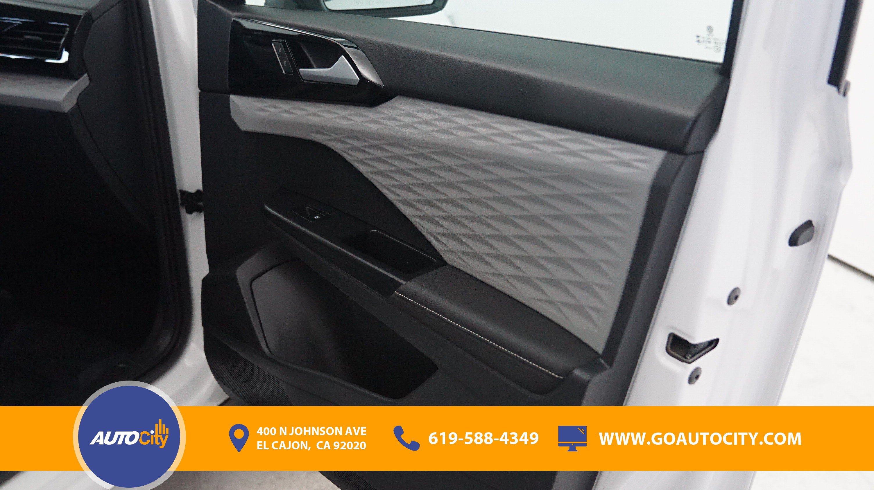 Used 2024 Volkswagen Taos S FWD image 15