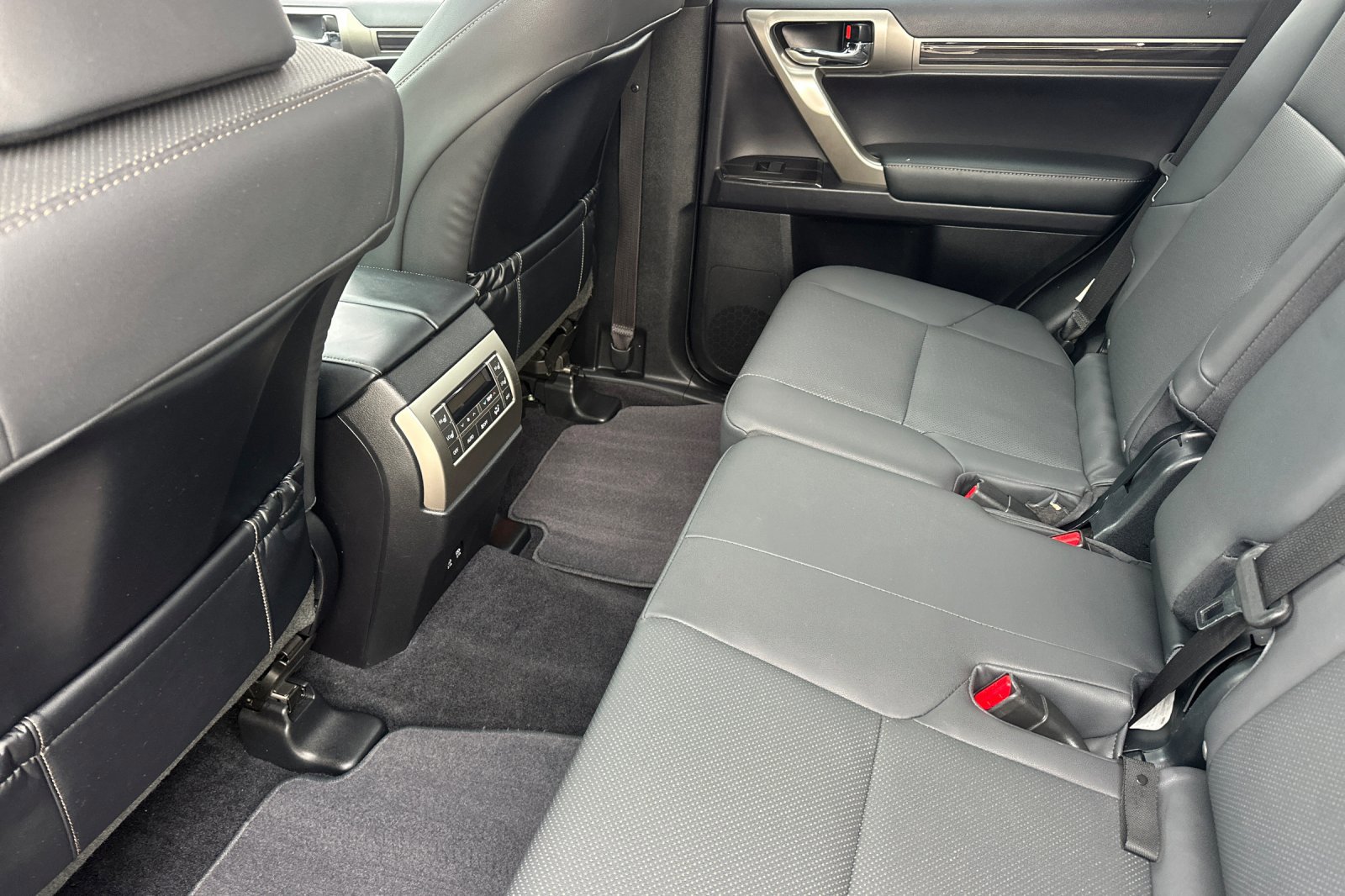 Used 2021 Lexus GX 460 Premium image 12