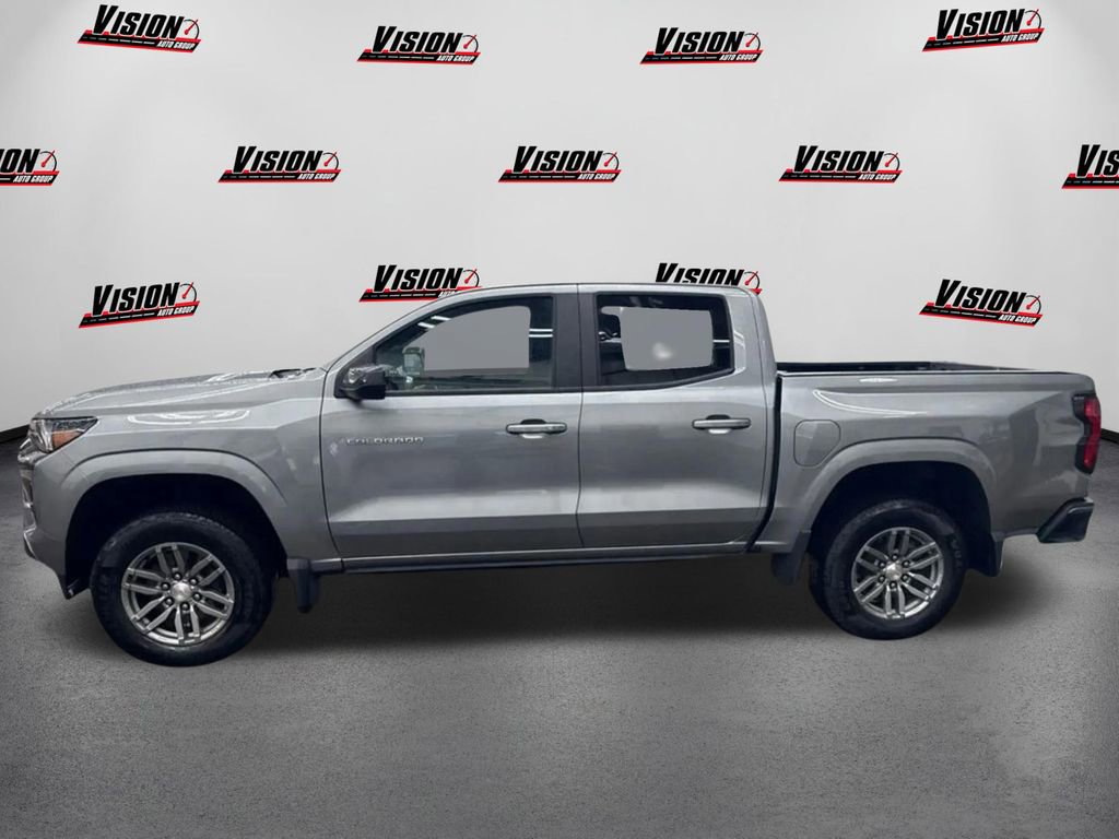 Used 2023 Chevrolet Colorado LT w/ LT Convenience Package image 8